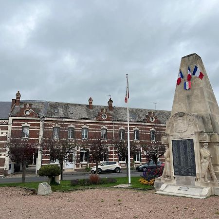 Le Conde Hotel Montdidier  Екстериор снимка