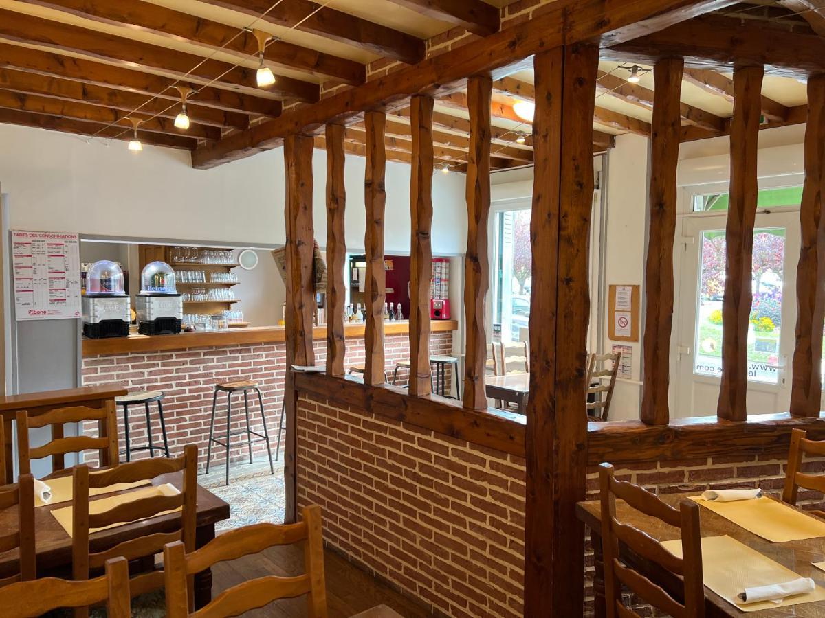 Le Conde Hotel Montdidier  Екстериор снимка