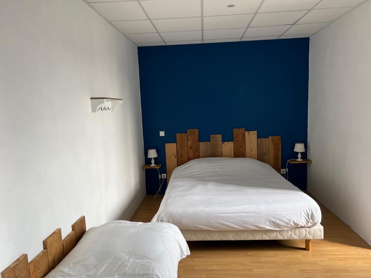 Le Conde Hotel Montdidier  Екстериор снимка